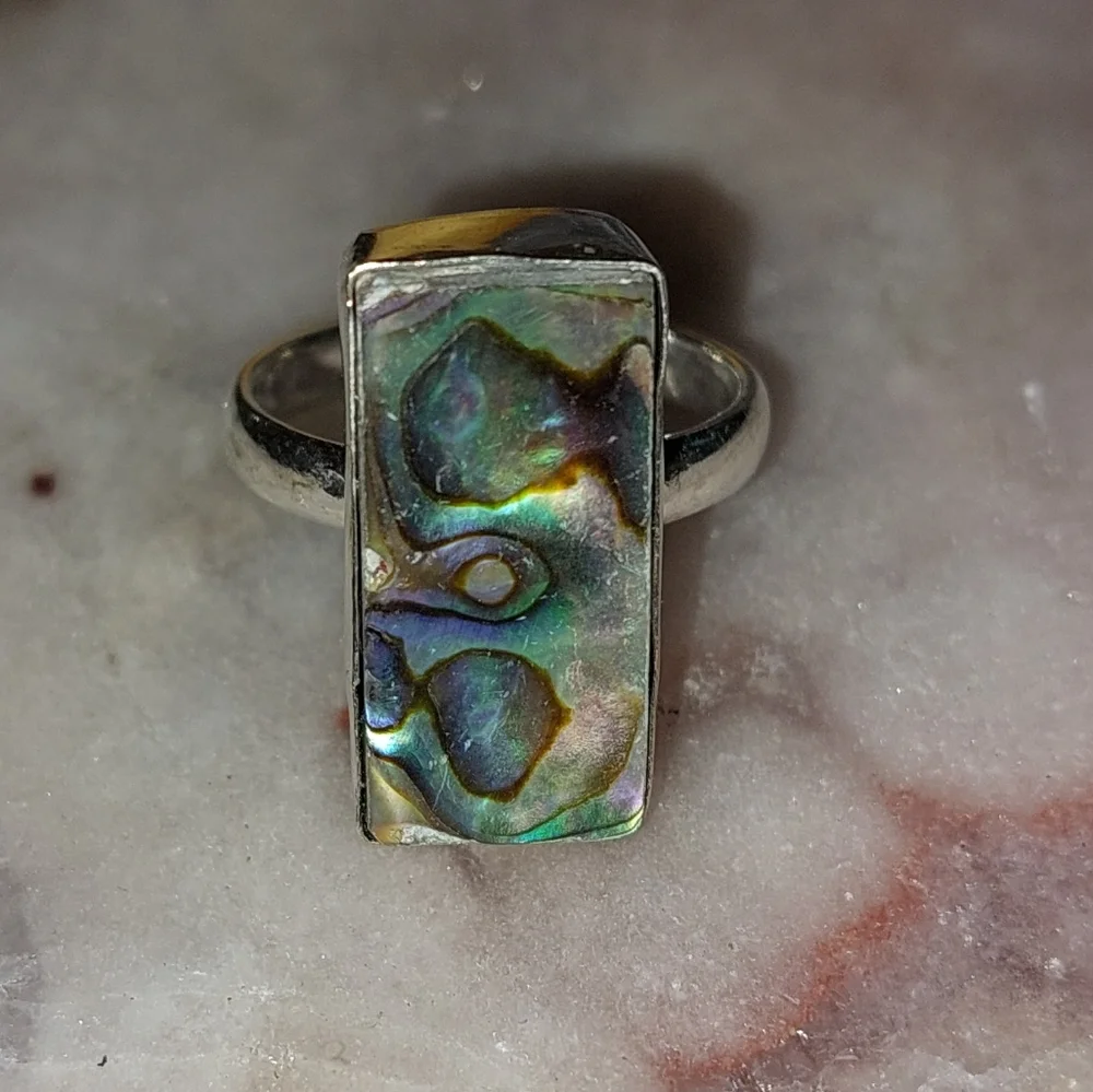 Abalone Shell 🐚 Ring Size 8.75 - Picture 2 of 5